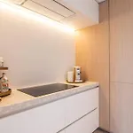 Superior Duplex With 2 Bedrooms *