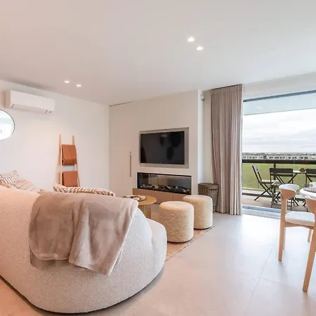 Superior Duplex With 2 Bedrooms *